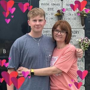 Meet your Posher, Angela